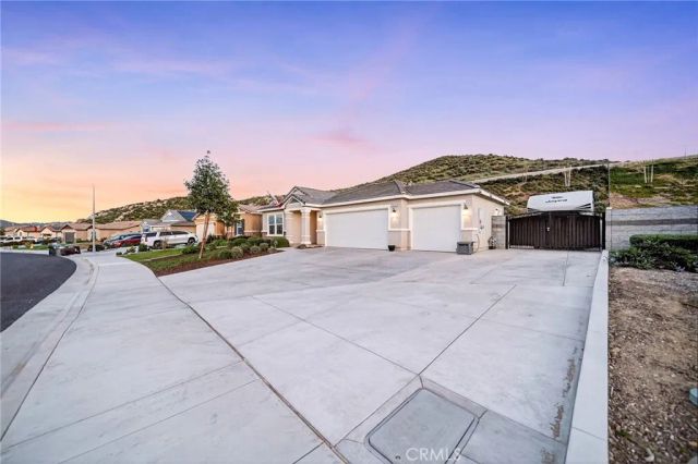 27777 Calle Talavera, Menifee, CA 92585