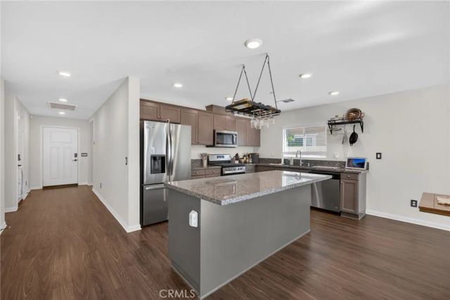 27777 Calle Talavera, Menifee, CA 92585