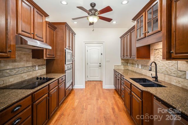 770 Cooks Cove Ridge, Clover, SC 29710