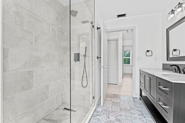 10223 Hunt Club Lane, Palm Beach Gardens, FL 33418