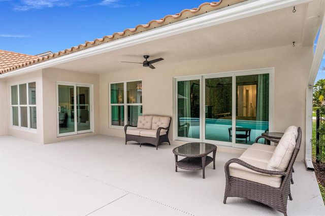 10223 Hunt Club Lane, Palm Beach Gardens, FL 33418