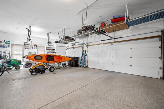 2150 Old Lantern CIRCLE, Delafield, WI 53018