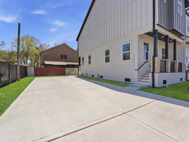 2306 Langley Road, Houston, TX 77093