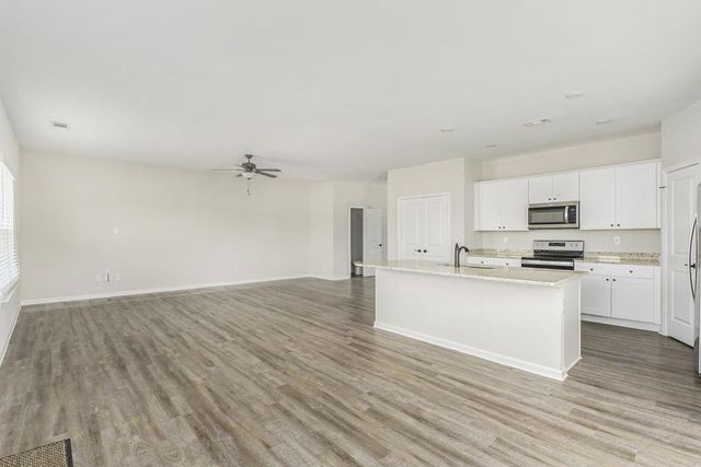 489 Samara Court, South Fulton, GA 30213