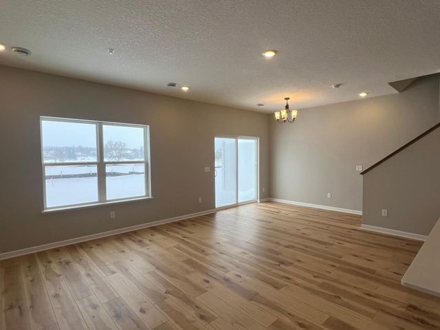 23162 Creekview Court, Rogers, MN 55374
