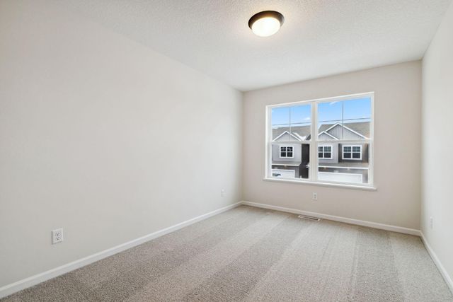 23162 Creekview Court, Rogers, MN 55374