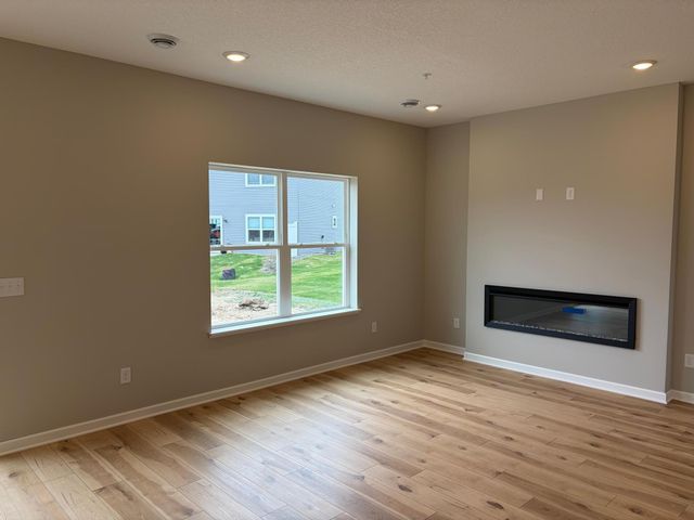 23162 Creekview Court, Rogers, MN 55374