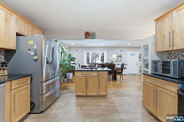 260 Hamilton Road, Teaneck, NJ 07666