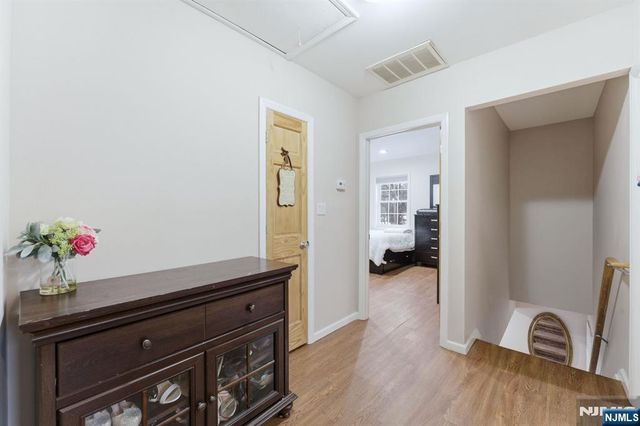 260 Hamilton Road, Teaneck, NJ 07666