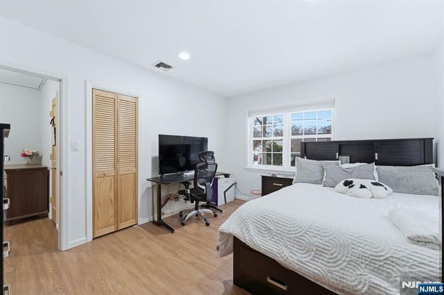 260 Hamilton Road, Teaneck, NJ 07666