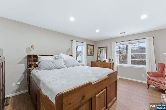 260 Hamilton Road, Teaneck, NJ 07666