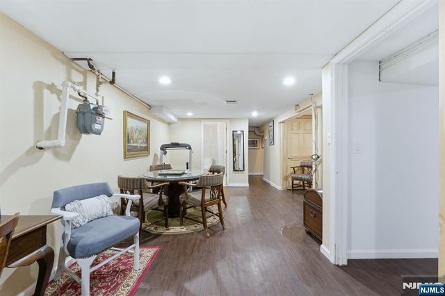 260 Hamilton Road, Teaneck, NJ 07666