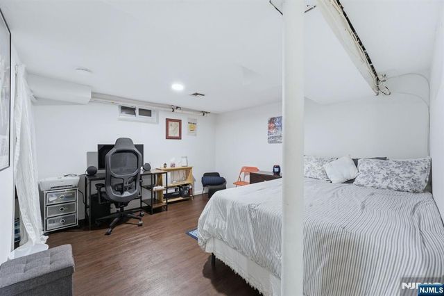 260 Hamilton Road, Teaneck, NJ 07666