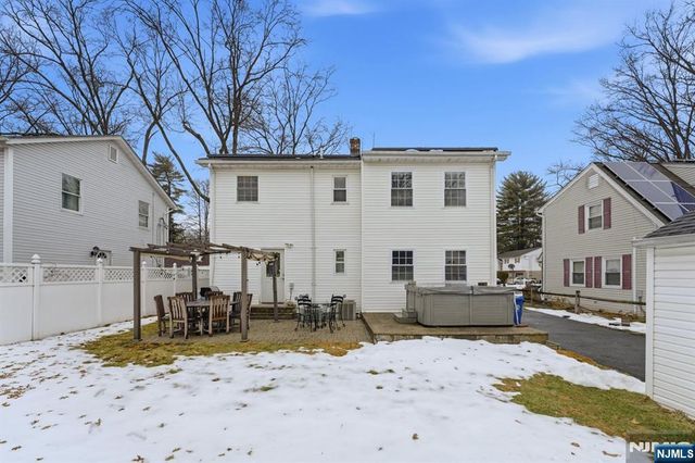 260 Hamilton Road, Teaneck, NJ 07666