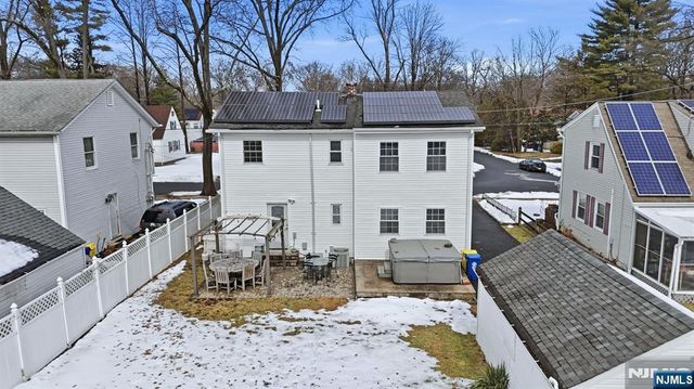 260 Hamilton Road, Teaneck, NJ 07666