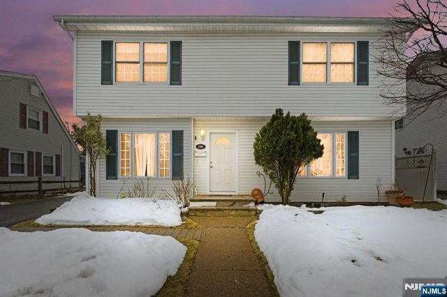 260 Hamilton Road, Teaneck, NJ 07666