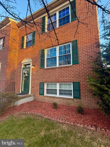 11 BEAVER POND CIR, Baltimore, MD 21234