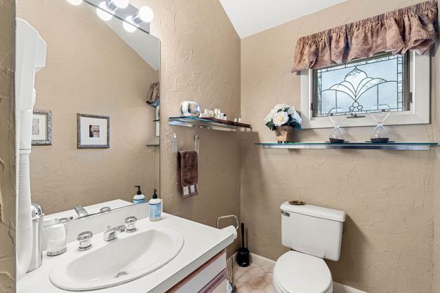 57 Greenfield Street, Manchester, NH 03104