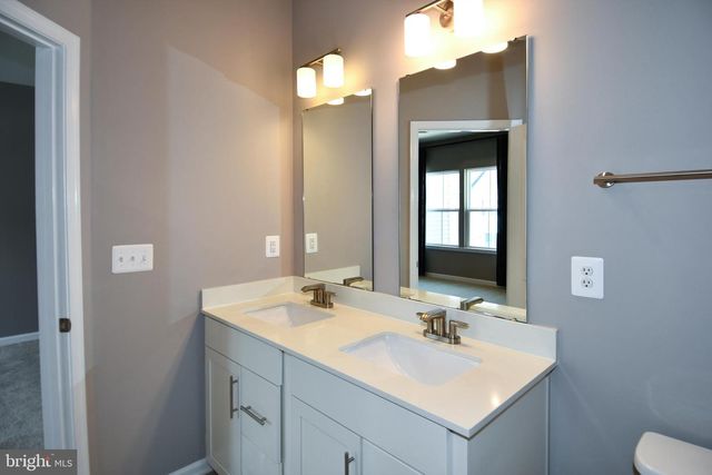 4539 BRIARHAVEN DR, Fredericksburg, VA 22408