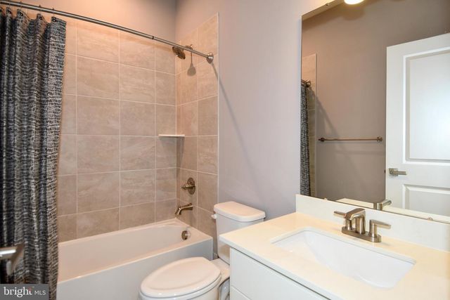 4539 BRIARHAVEN DR, Fredericksburg, VA 22408