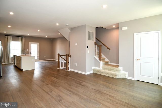 4539 BRIARHAVEN DR, Fredericksburg, VA 22408