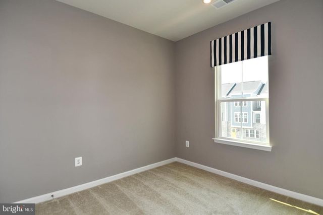 4539 BRIARHAVEN DR, Fredericksburg, VA 22408