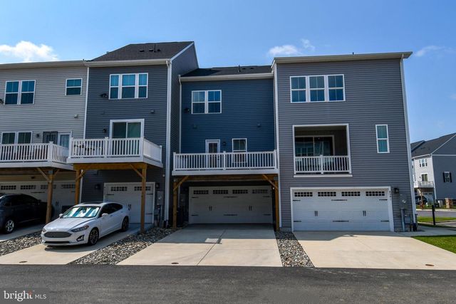 4539 BRIARHAVEN DR, Fredericksburg, VA 22408