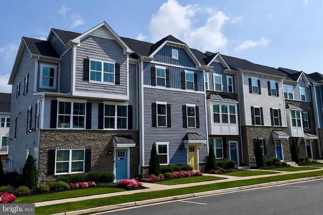 4539 BRIARHAVEN DR, Fredericksburg, VA 22408