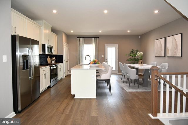 4539 BRIARHAVEN DR, Fredericksburg, VA 22408