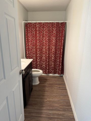 312 W 18th, Stuttgart, AR 72160