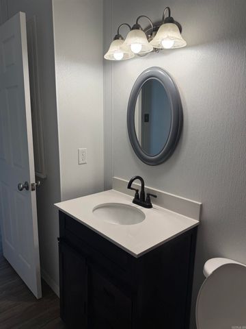 312 W 18th, Stuttgart, AR 72160