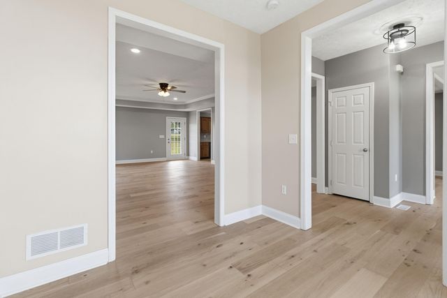 61 Knoll Court, Nancy, KY 42544