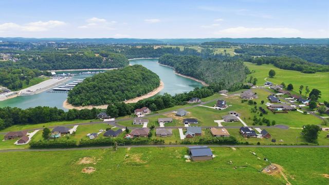 61 Knoll Court, Nancy, KY 42544
