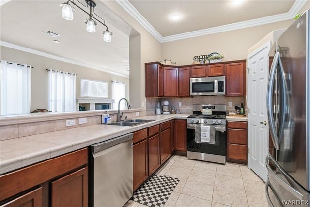 2676 Desert Flowers Drive, Bullhead City, AZ 86429