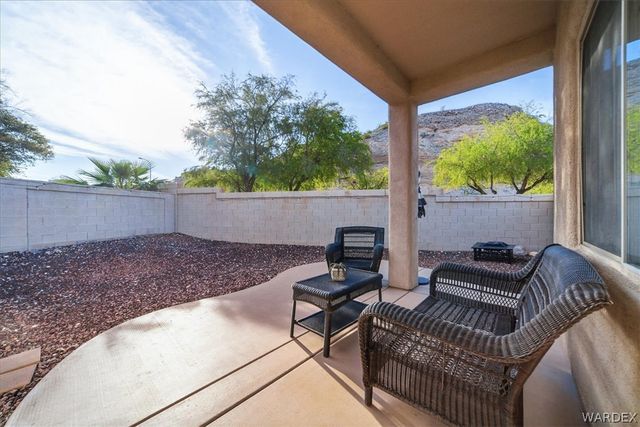 2676 Desert Flowers Drive, Bullhead City, AZ 86429