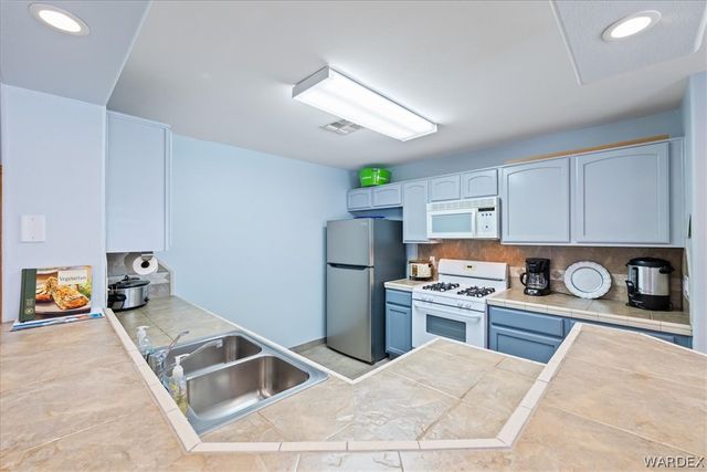 2676 Desert Flowers Drive, Bullhead City, AZ 86429