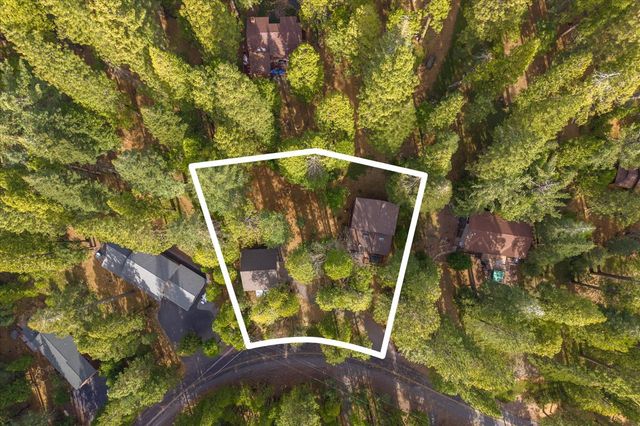 1425 Topanga Ln, Dorrington, CA 95223