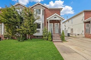 93-29 91st Avenue, Woodhaven, NY 11421