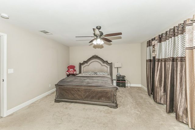 6326 W Donner Avenue, Fresno, CA 93723