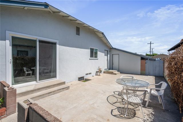 8287 Santa Fe, Buena Park, CA 90620