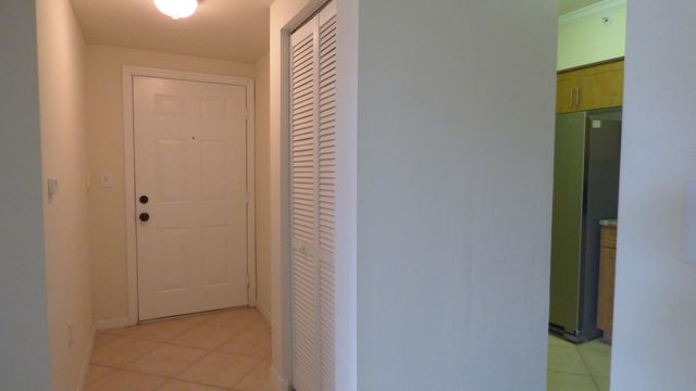 6510 Emerald Dunes 308, West Palm Beach, FL 33411