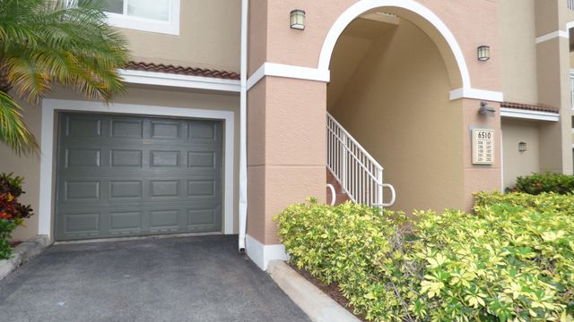 6510 Emerald Dunes 308, West Palm Beach, FL 33411