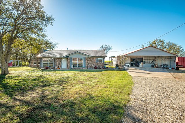 23548 Fm 121, Gunter, TX 75058
