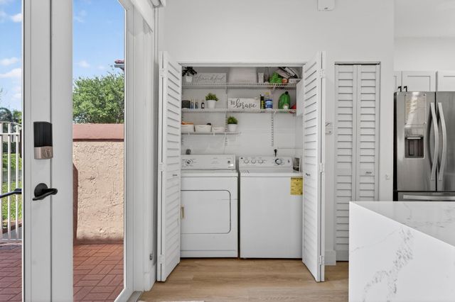 11892 Royal Palm Boulevard 11892, Coral Springs, FL 33065