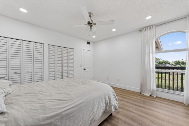 11892 Royal Palm Boulevard 11892, Coral Springs, FL 33065