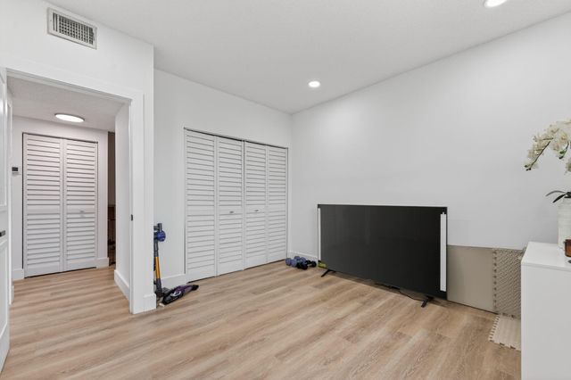 11892 Royal Palm Boulevard 11892, Coral Springs, FL 33065