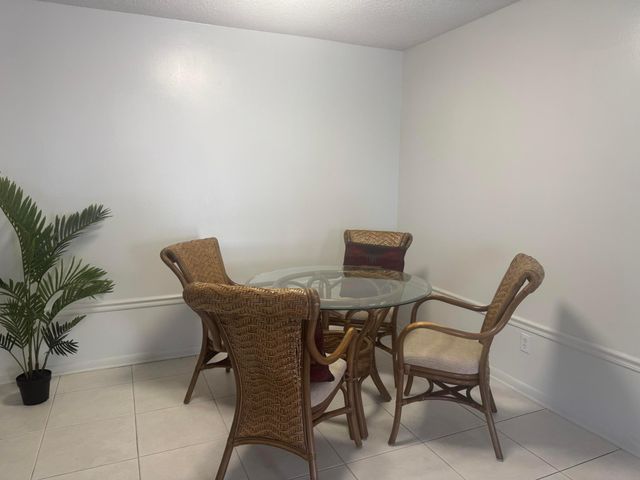 1443 39th Avenue 2, Vero Beach, FL 32960