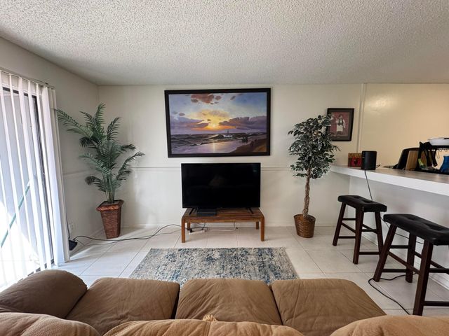 1443 39th Avenue 2, Vero Beach, FL 32960