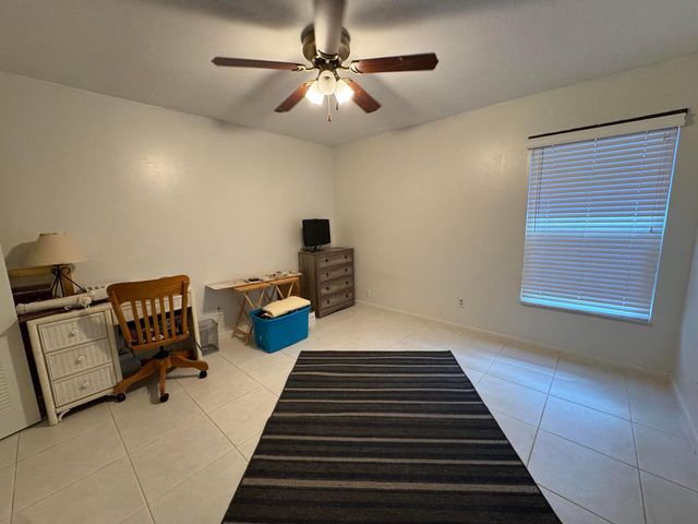 1443 39th Avenue 2, Vero Beach, FL 32960