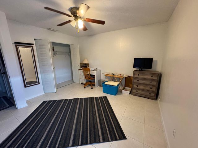 1443 39th Avenue 2, Vero Beach, FL 32960